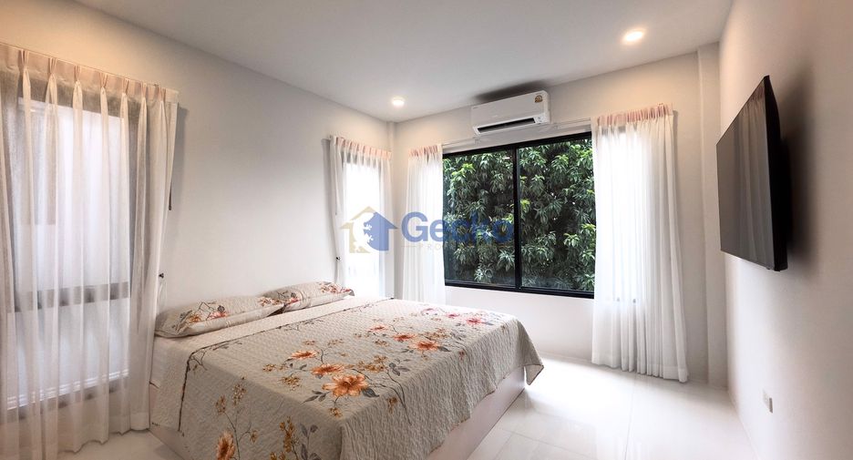 Haus zum Kauf mit 6 Zimmer in Bang Lamung, Chonburi