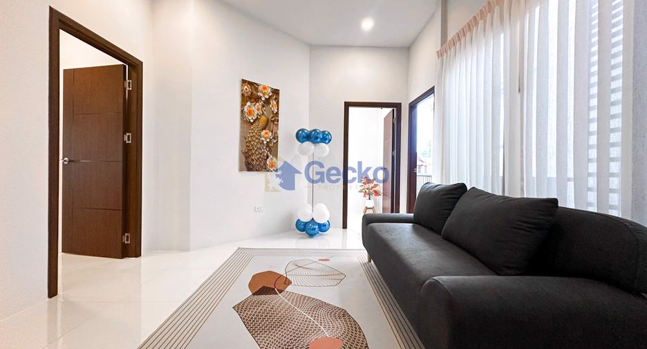 Haus zum Kauf mit 6 Zimmer in Bang Lamung, Chonburi