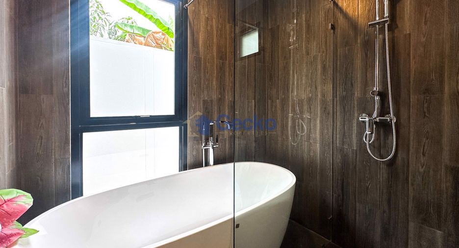 Haus zum Kauf mit 6 Zimmer in Bang Lamung, Chonburi