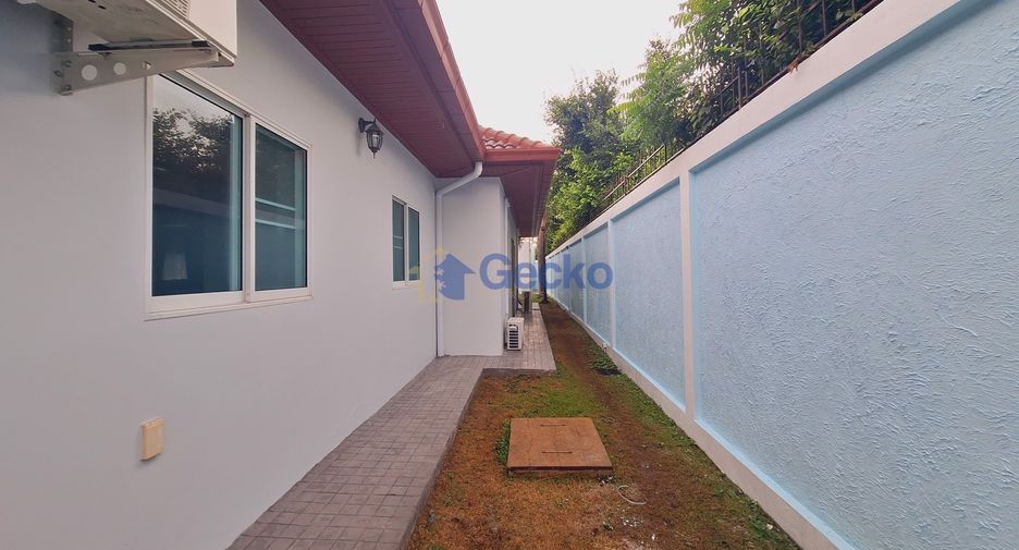 À louer 4 chambres maison à Bang Lamung, Chonburi