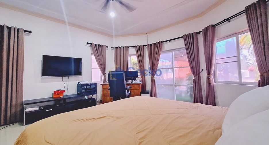 À louer 4 chambres maison à Bang Lamung, Chonburi
