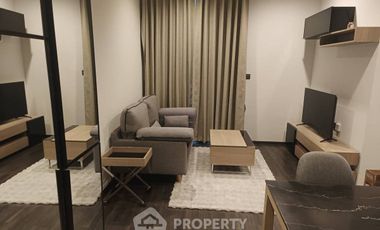 Condo en alquiler de 2 habitaciones en Huai Khwang, Bangkok