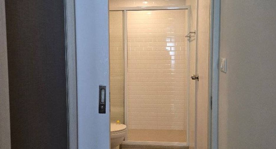 Wohnung zur Miete mit 2 Zimmer in Wang Thonglang, Bangkok