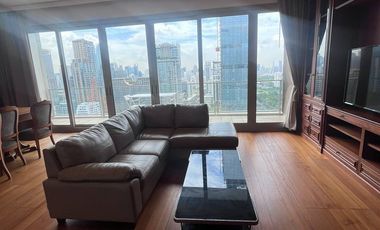 Condo en alquiler de 3 habitaciones en Pathum Wan, Bangkok