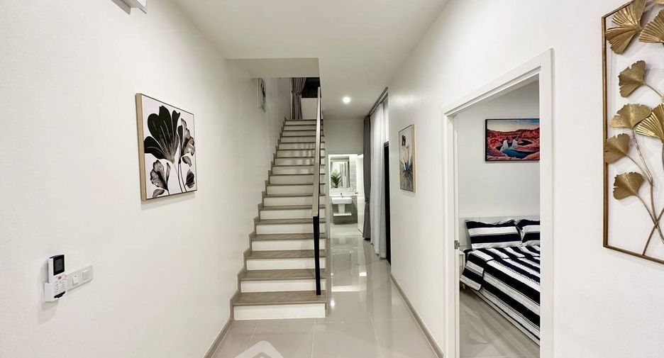 For rent 4 ベッドルーム house in Bang Lamung, Chonburi