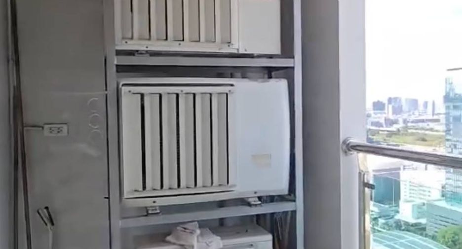 Condo en alquiler de 2 habitaciones en Watthana, Bangkok