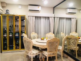 For rent 4 bedrooms house in Lat Krabang, Bangkok