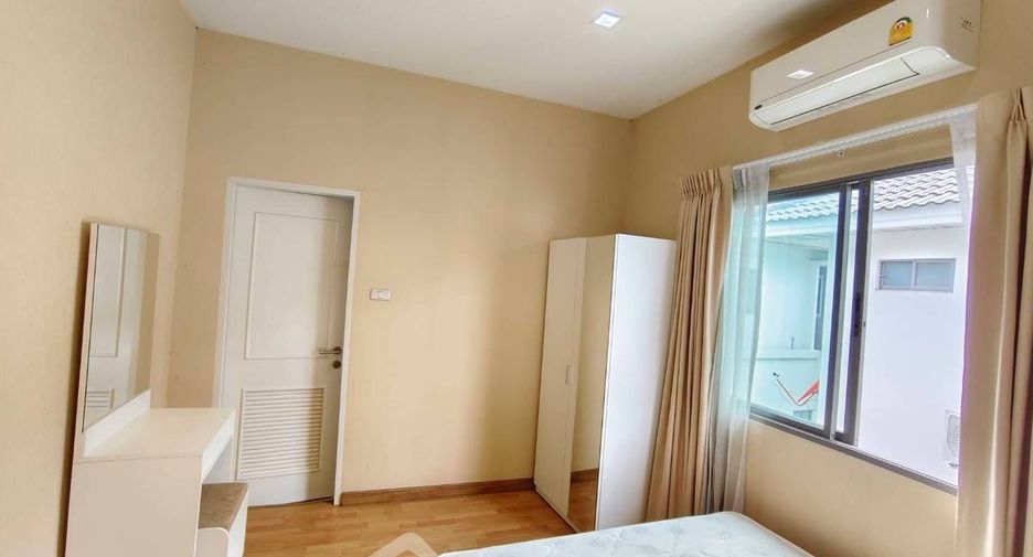 Haus zur Miete mit 3 Zimmer in Lat Krabang, Bangkok