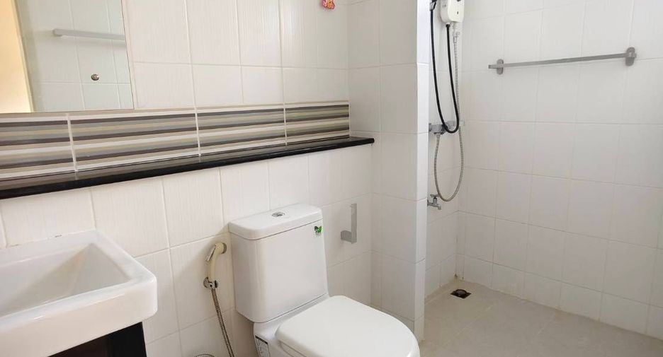Haus zur Miete mit 3 Zimmer in Lat Krabang, Bangkok