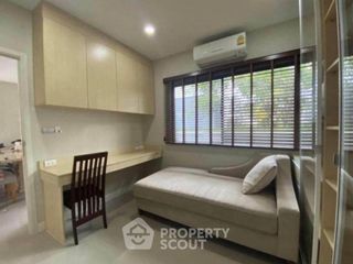For rent 4 bedrooms house in Lat Krabang, Bangkok