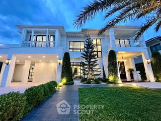 For rent 6 bedrooms house in Lat Krabang, Bangkok