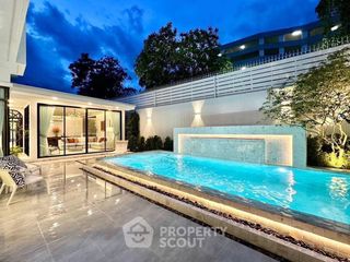 For rent 6 bedrooms house in Lat Krabang, Bangkok