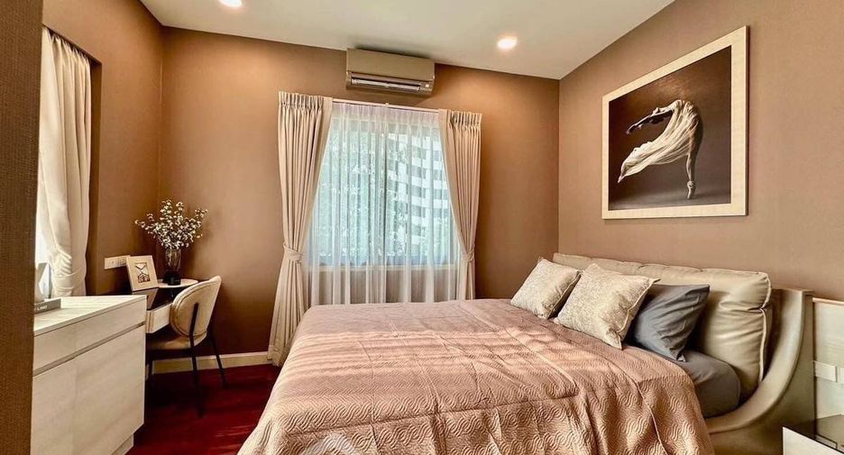 For rent 6 bedrooms house in Lat Krabang, Bangkok