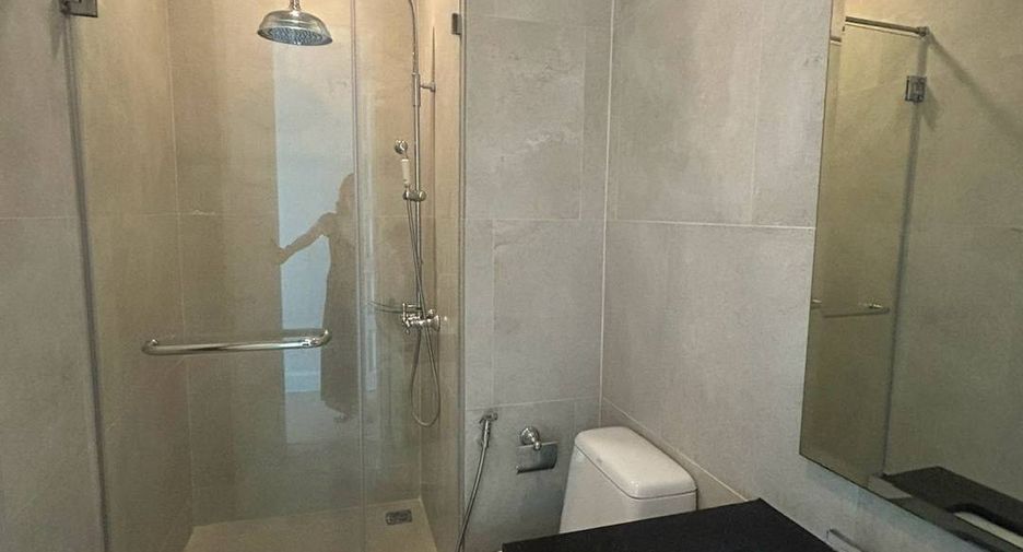 Wohnung zur Miete mit 3 Zimmer in Watthana, Bangkok