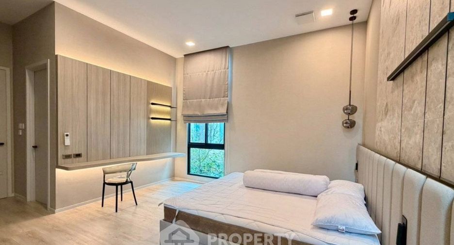 For rent 4 bedrooms house in Saphan Sung, Bangkok