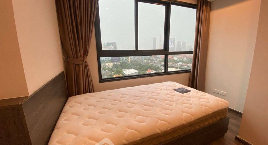 À louer 2 chambres condo à Huai Khwang, Bangkok