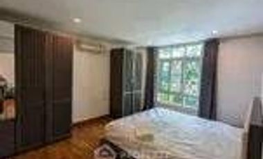 À louer 1 chambre condo à Yan Nawa, Bangkok