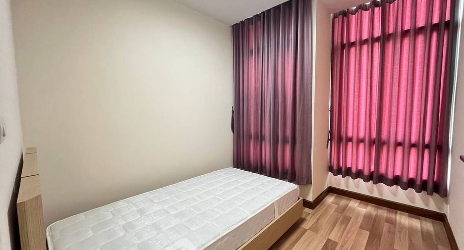 Condo en alquiler de 2 habitaciones en Bang Na, Bangkok