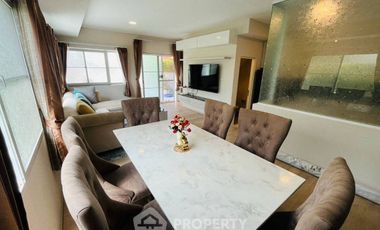 For rent 3 bedrooms townhouse in Prawet, Bangkok