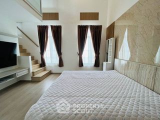Аренда 3 спальни таунхаус в Пращет, Бангкок