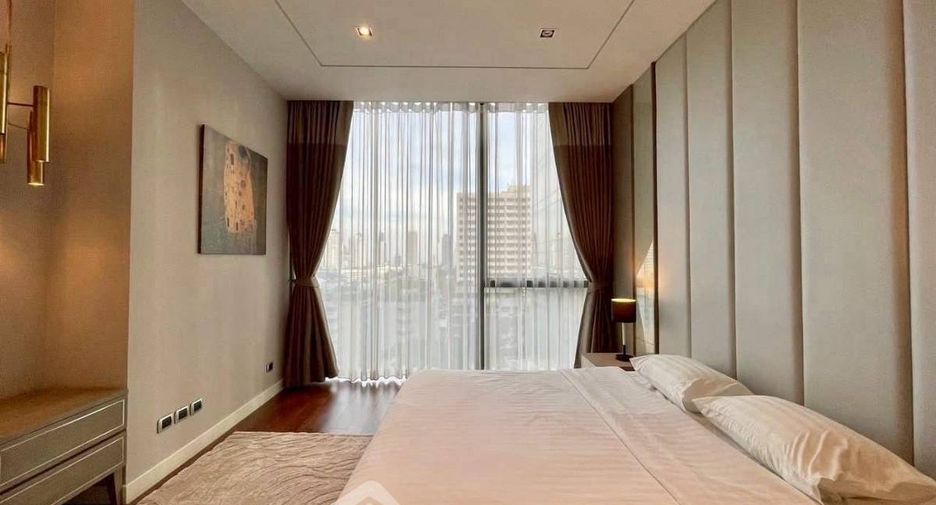 For rent 2 bedrooms condo in Khlong Toei, Bangkok