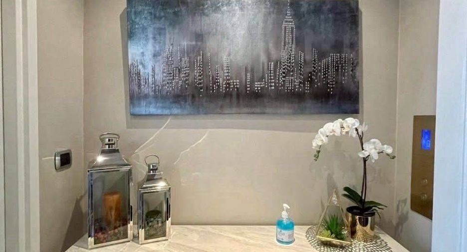 For rent 2 bedrooms condo in Khlong Toei, Bangkok