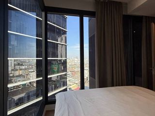 À louer 1 chambre condo à Huai Khwang, Bangkok