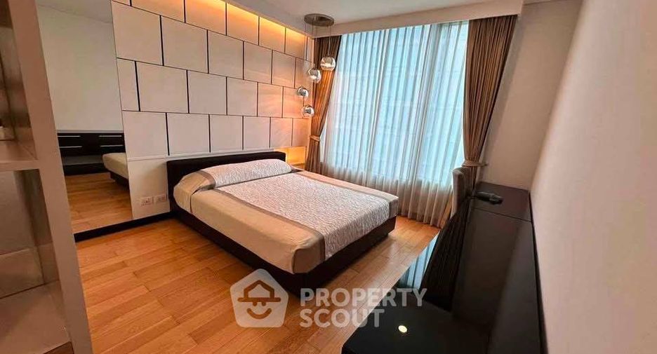 À louer 3 chambres condo à Pathum Wan, Bangkok