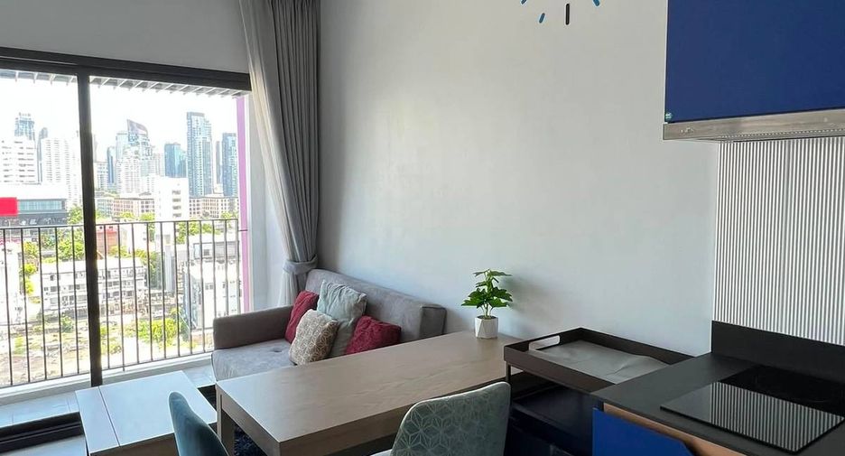 À louer 1 chambre condo à Watthana, Bangkok