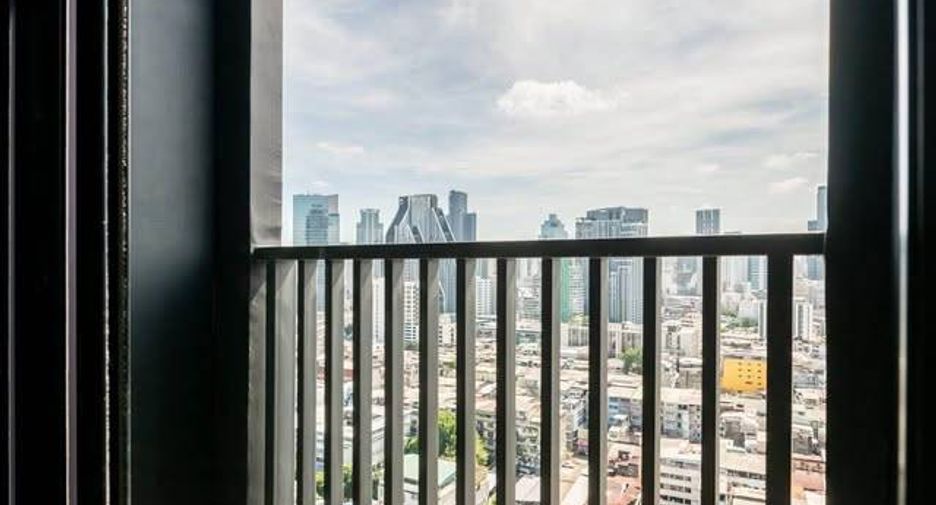 À louer 1 chambre condo à Bang Rak, Bangkok