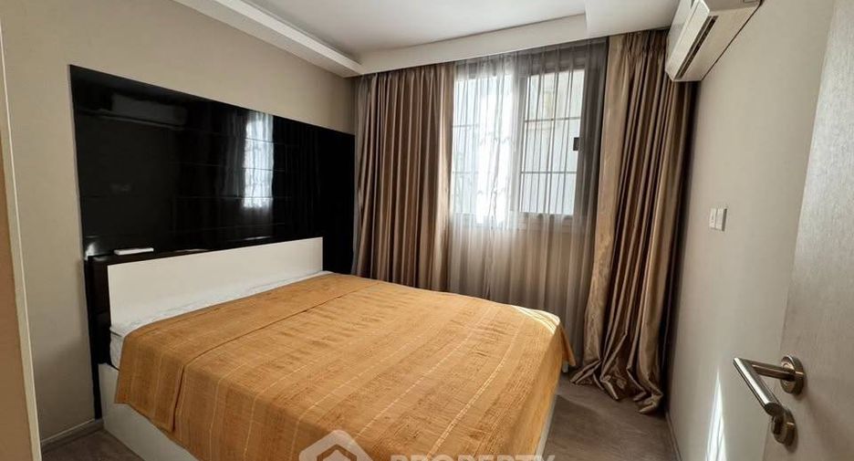 À louer 2 chambres condo à Watthana, Bangkok