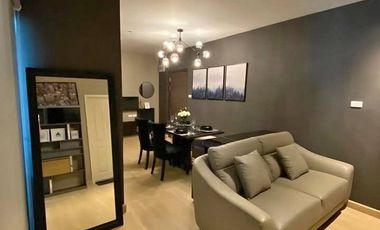 For rent 2 bedrooms condo in Huai Khwang, Bangkok