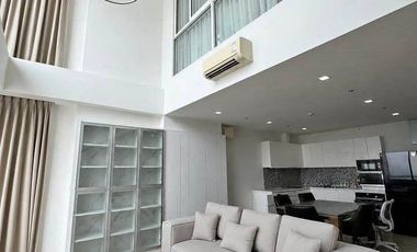 À louer 2 chambres condo à Bang Na, Bangkok