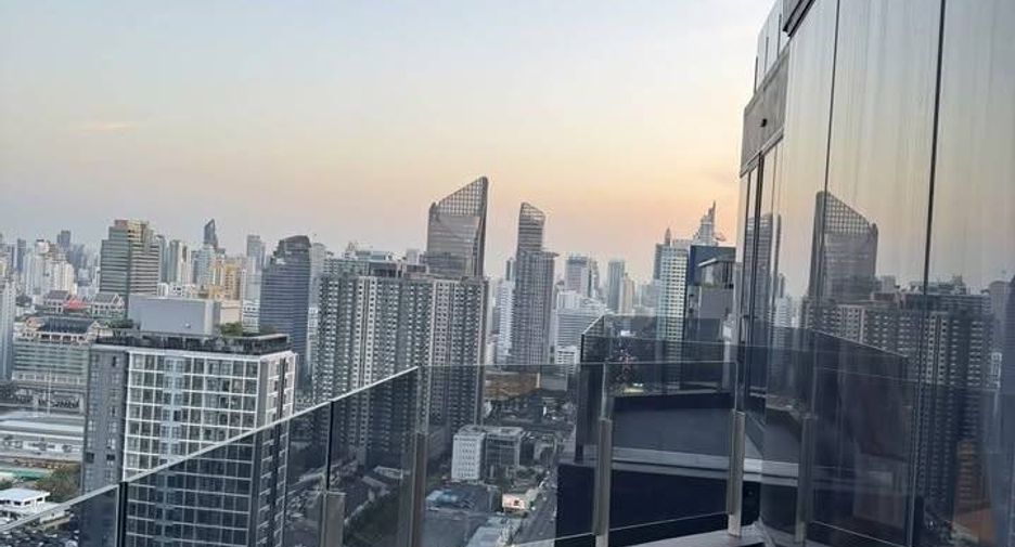 出租 2 卧室 公寓 在 Huai Khwang, 曼谷