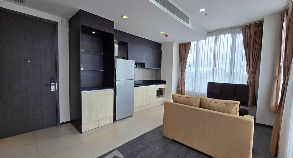 For rent 2 bedrooms condo in Khlong Toei, Bangkok