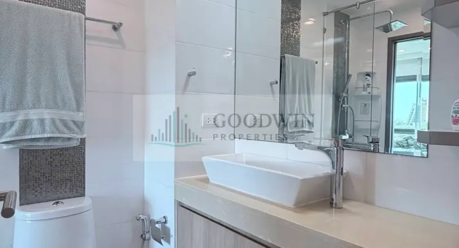 For sale 1 bed condo in Bang Lamung, Chonburi