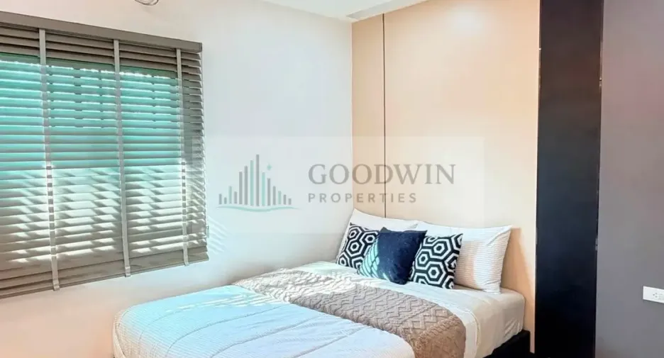 À vendre 3 chambres maison de ville à Jomtien, Pattaya