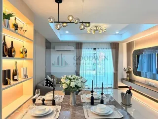 À vendre 3 chambres maison de ville à Bang Lamung, Chonburi