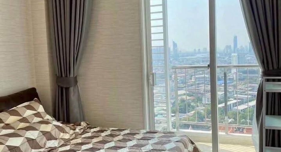 For rent 2 bedrooms condo in Yan Nawa, Bangkok