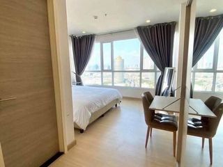 Condo en alquiler de 2 habitaciones en Yan Nawa, Bangkok