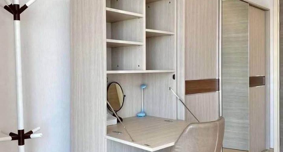 For rent 2 bedrooms condo in Yan Nawa, Bangkok