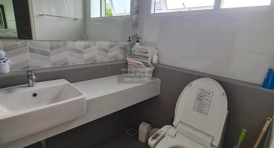 For sale 3 bedrooms house in Bang Phli, Samut Prakan