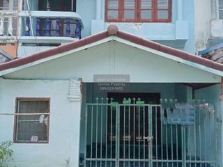 For sale 2 bedrooms townhouse in Khlong Luang, Pathum Thani