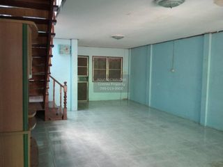 For sale 2 bedrooms townhouse in Khlong Luang, Pathum Thani