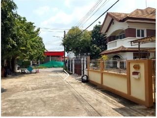 Casa en venta de 3 habitaciones en Bang Yai, Nonthaburi