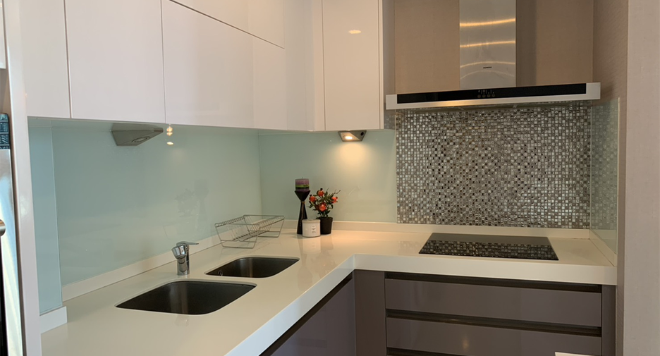 Condo en alquiler de 2 habitaciones en Pathum Wan, Bangkok