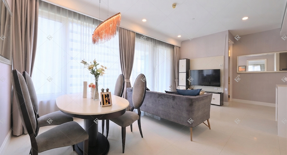For rent 2 bedrooms condo in Pathum Wan, Bangkok
