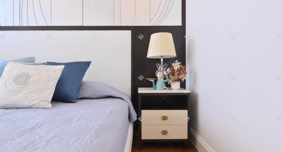 For rent 2 bedrooms condo in Pathum Wan, Bangkok