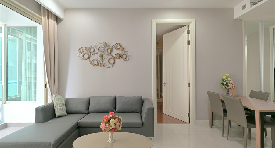 Condo en alquiler de 2 habitaciones en Pathum Wan, Bangkok