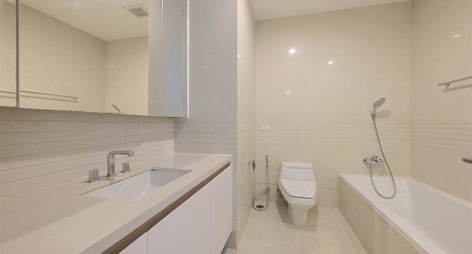 Condo en alquiler de 2 habitaciones en Pathum Wan, Bangkok